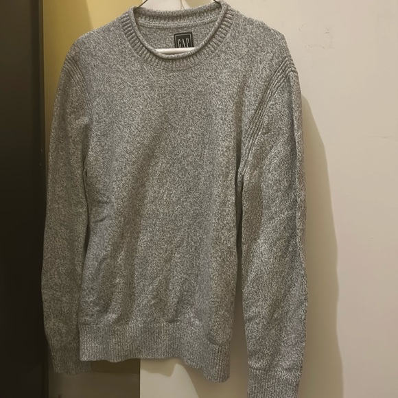 REDUCED!!Men’s sweater by GAP - Picture 1 of 4